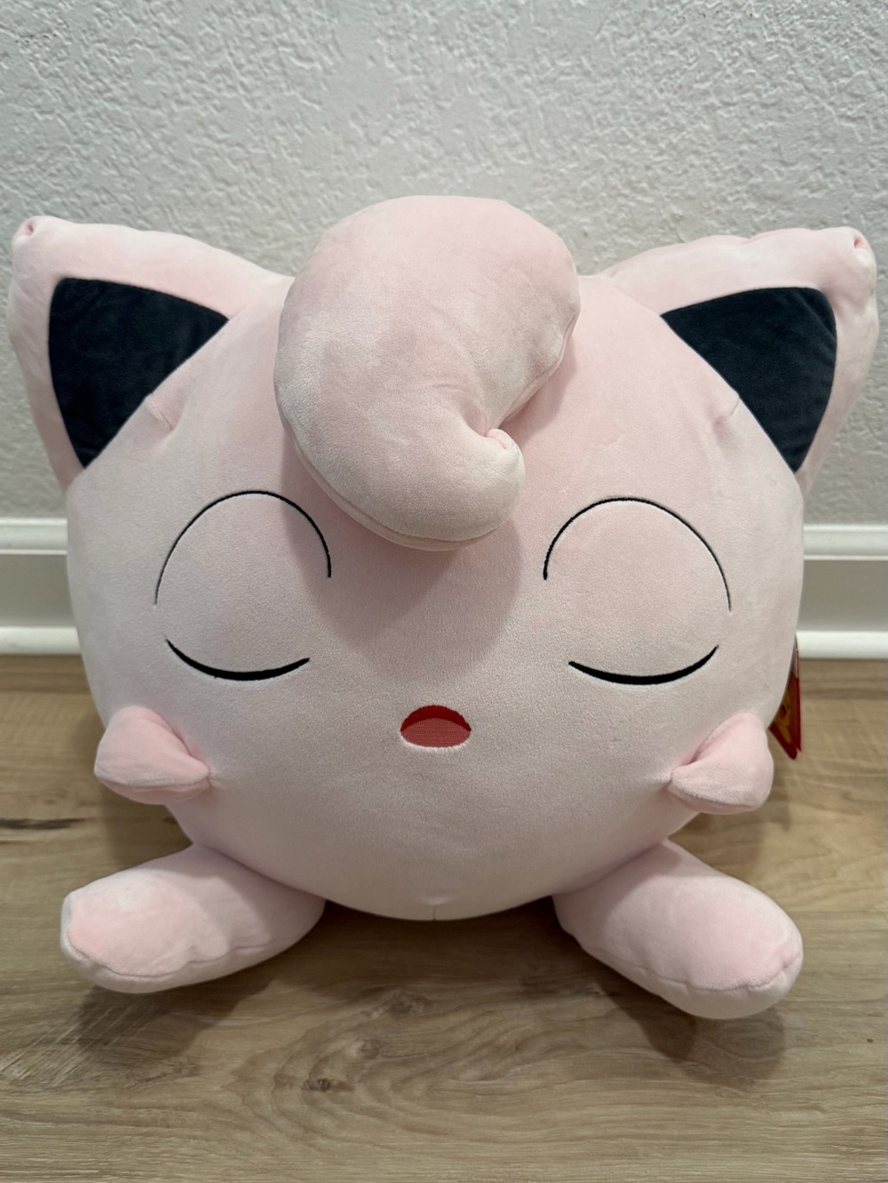 Pokémon - Sleeping Jigglypuff Plush